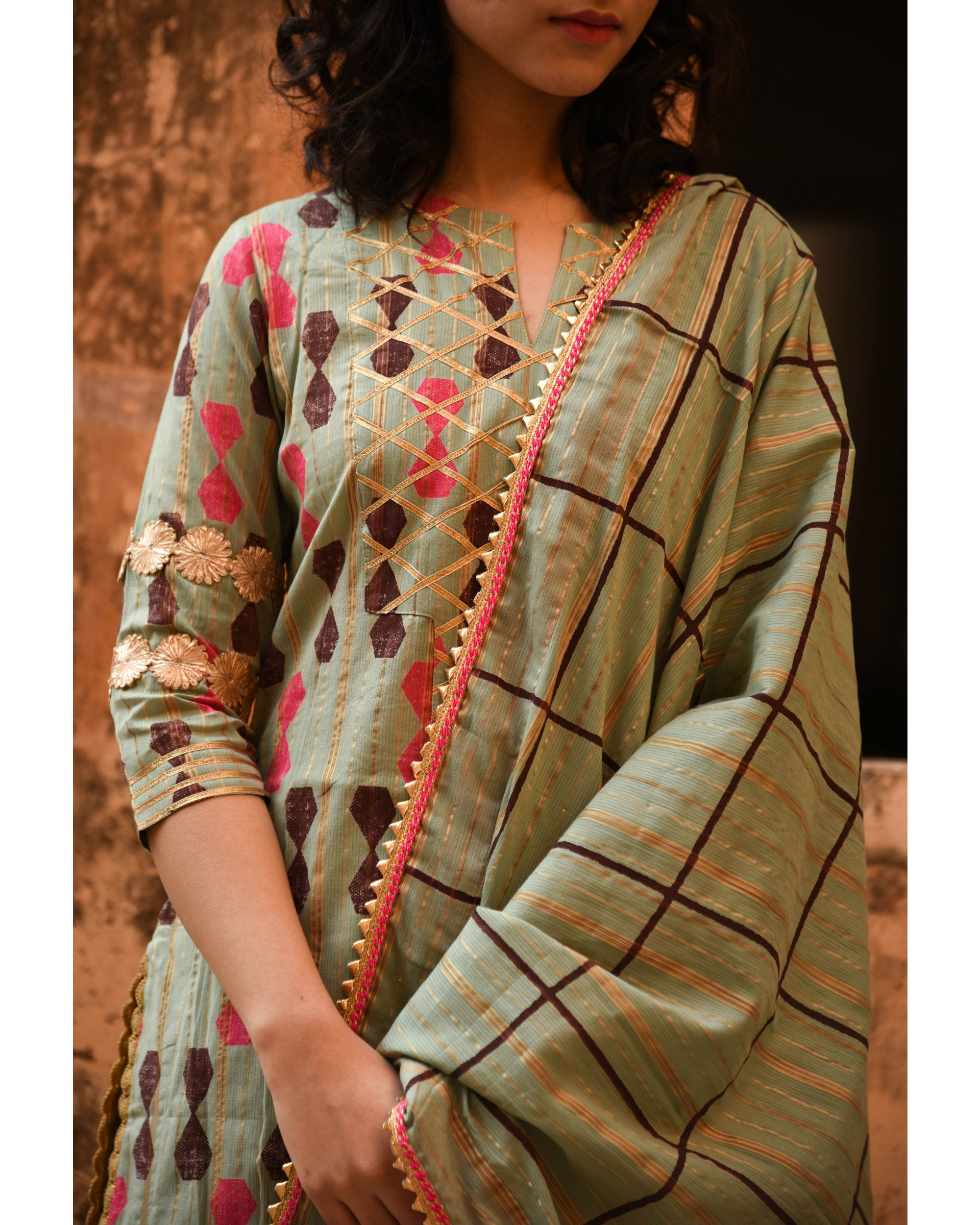 pista colour kurta ladies