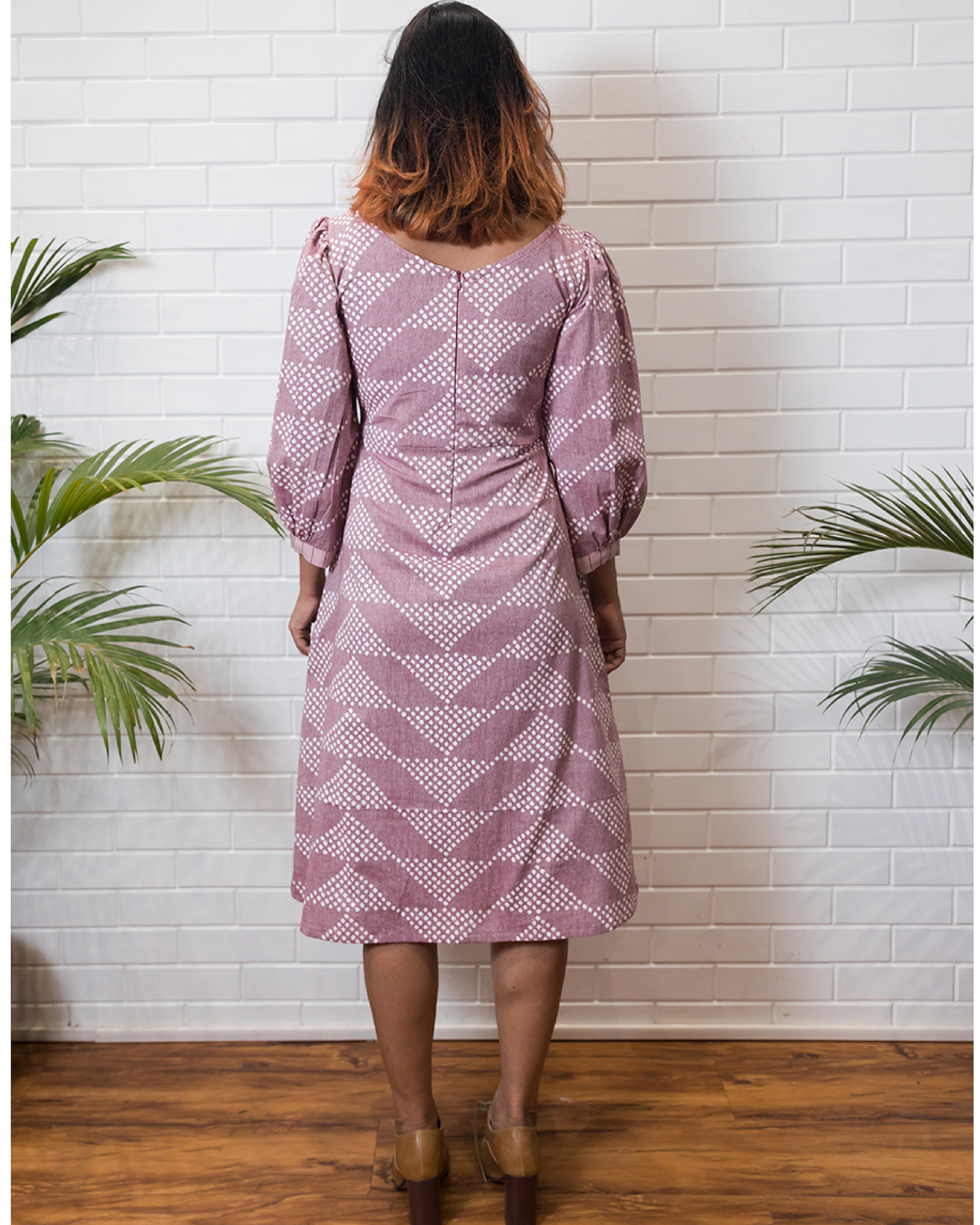 Lavender puff sleeves dress by Why So Blue | The Secret Label