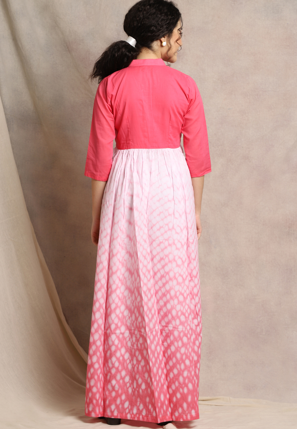 Tiedye slit cape by Jaipuri Jazz The Secret Label